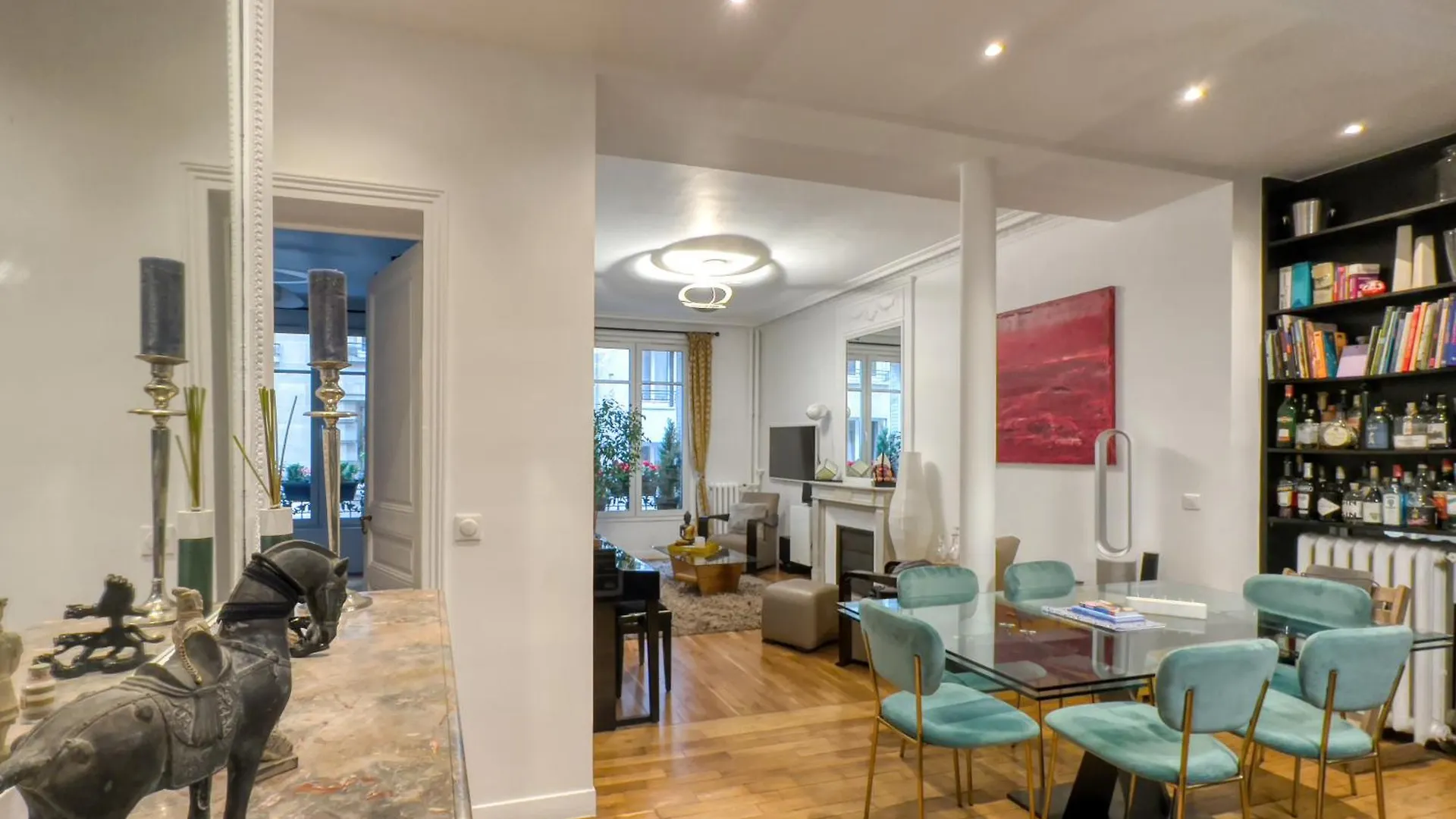 Apartment Luxury Place Near Champs Elysees