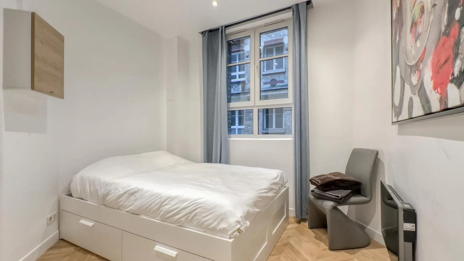 Luxury Place Near Champs Elysees Apartment *