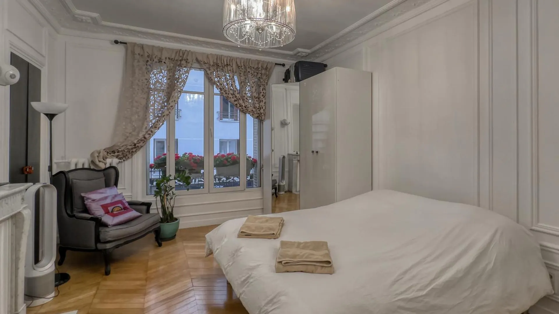 Luxury Place Near Champs Elysees Apartment *